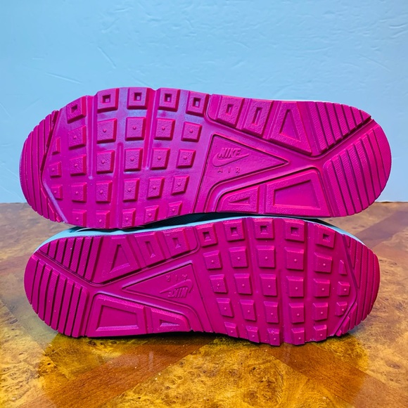 WMNS Nike Air Max Correlate - Picture 8 of 10